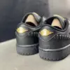 ایر جردن وان لو Jordan 1 Low Method of Make Black Metallic Gold