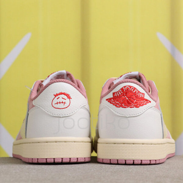 جردن وان لو Travis Scott x Air Jordan 1 Low OG Shy Pink شای پینک