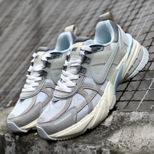 10892642 نایک وی تو کی ران Nike V2K Run