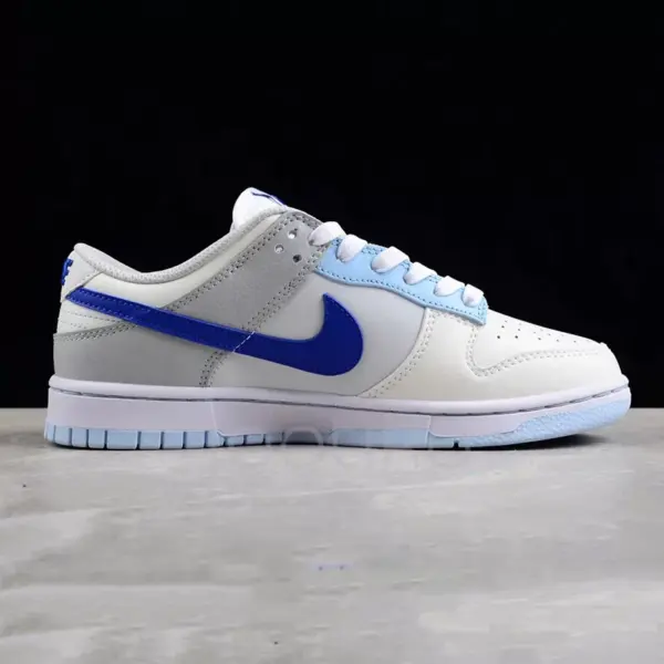 10938580 نایک اس بی دانک Nike Dunk Low Ivory Hyper Royal