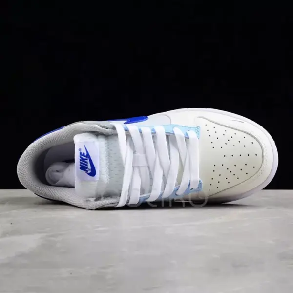 10938583 نایک اس بی دانک Nike Dunk Low Ivory Hyper Royal