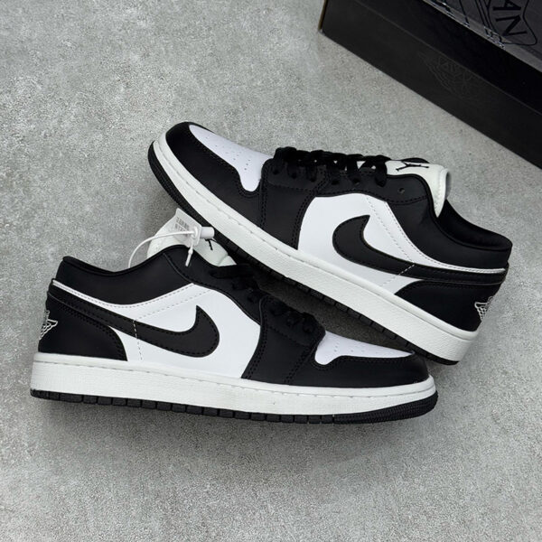 12319296 ایر جردن وان لو Jordan 1 Low White Black
