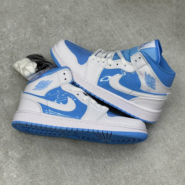 12319297 نایک ایر جردن وان Jordan 1 Mid Legend Blue
