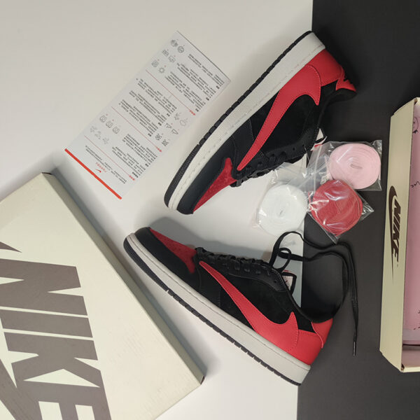 12404874 جردن وان لو Jordan 1 Retro Low Bred برد
