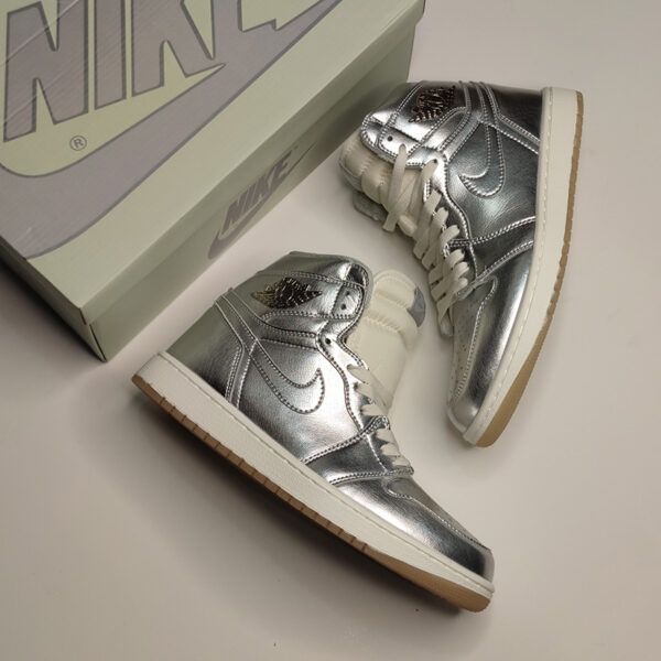 13157756 جردن وان های کروم Jordan 1 Retro High OG Chrome