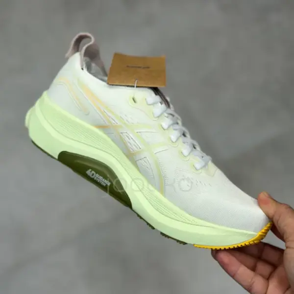 13604756 کفش ورزشی اسیکس ژل کایانو 32 ASICS Gel-Kayano 32 White/Orange Glow