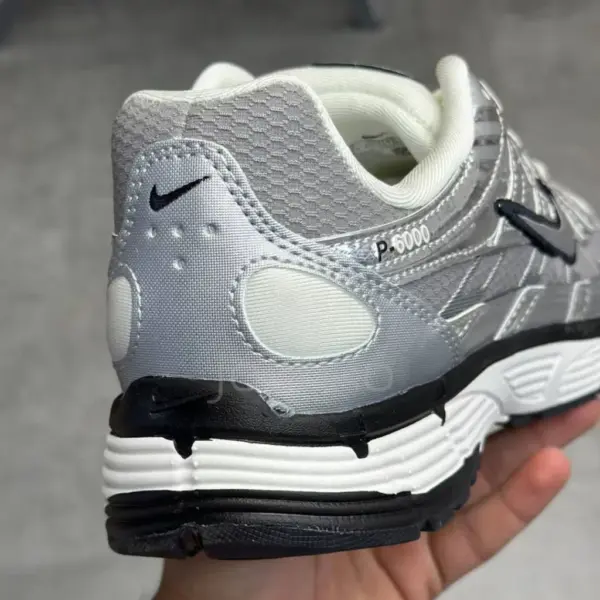 13611237 نایک پی 6000 متالیک سیلور Nike P-6000 Metallic Silver