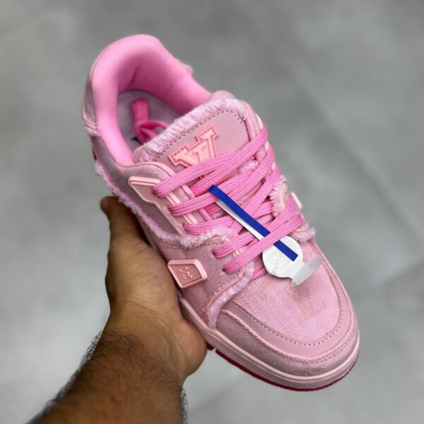 13789735 لویی ویتون ترینر صورتی Louis Vuitton LV Trainer