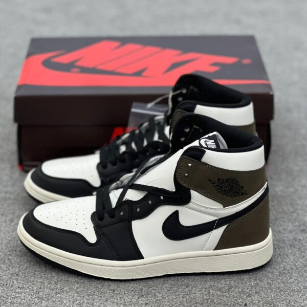 14127104 جردن وان های دارک موکا Jordan 1 High Dark Mocha MSTR