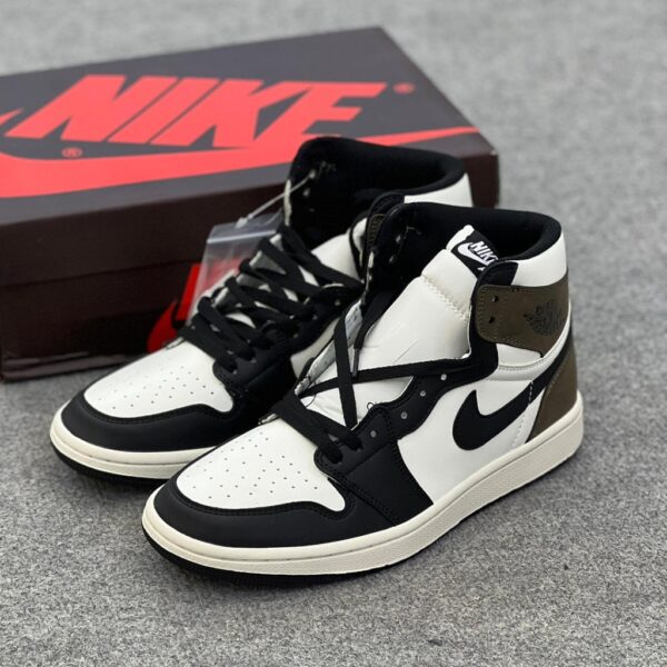 14127105 جردن وان های دارک موکا Jordan 1 High Dark Mocha MSTR