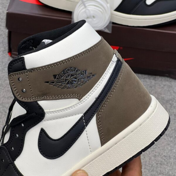 14127106 جردن وان های دارک موکا Jordan 1 High Dark Mocha MSTR