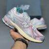 14398969 کفش نیوبالانس ۱۹۰۶R صورتی نقرهای New Balance 1906R Rose Sugar Silver