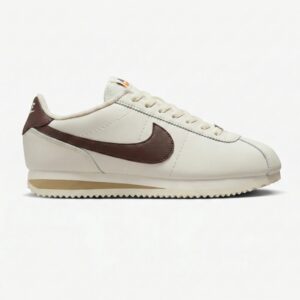 کتانی نایک کورتز سفید شیری قهوه‌ای Nike Cortez Cacao Wow DN1791-104