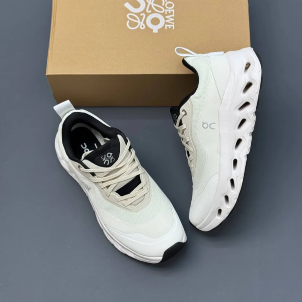 26mjbjqs کفش آن رانینگ QC Loewe Cloudtilt سفید On Running QC Loewe Cloudtilt White