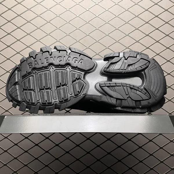 8712167 بالنسیاگا ترک Balenciaga Track Black