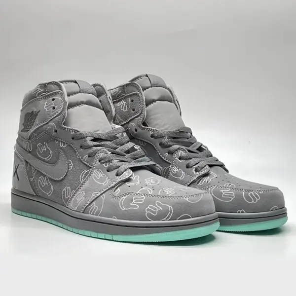جردن وان رترو کاز Jordan 1 Retro Kaws