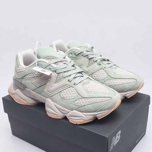 9271050 کفش نیوبالانس New Balance 9060 سبز نقره ای