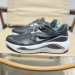 نایک ایر زوم وین فلو Nike Air Zoom Winflo V2 خاکستری