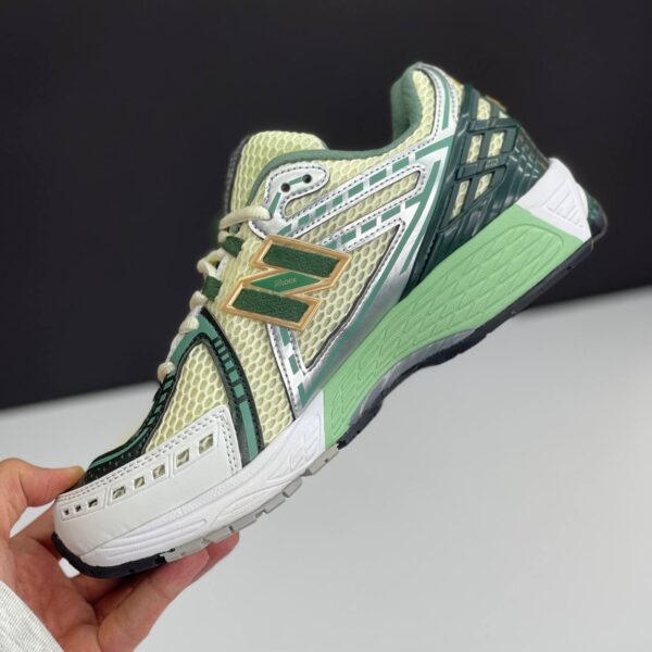 کفش نیوبالانس 1906R کرم سبز New Balance 1906R Cream Green