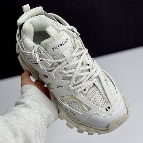 IMG_1519 کفش بالنسیاگا ترک وان سفید Balenciaga Track 1 White
