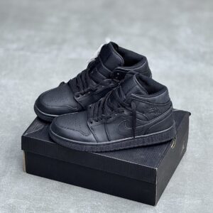 IMG_1817-scaled-1 کفش نایک ایر جردن وان ساقدار تمام مشکی Nike Air Jordan 1 High Triple Black