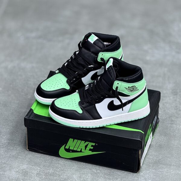 IMG_2206-scaled-1 کفش نایک ایر جردن وان ساقدار مشکی سبز Nike Air Jordan 1 High Black Green