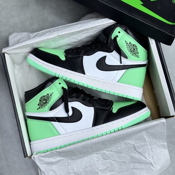 IMG_2208-scaled-1 کفش نایک ایر جردن وان ساقدار مشکی سبز Nike Air Jordan 1 High Black Green