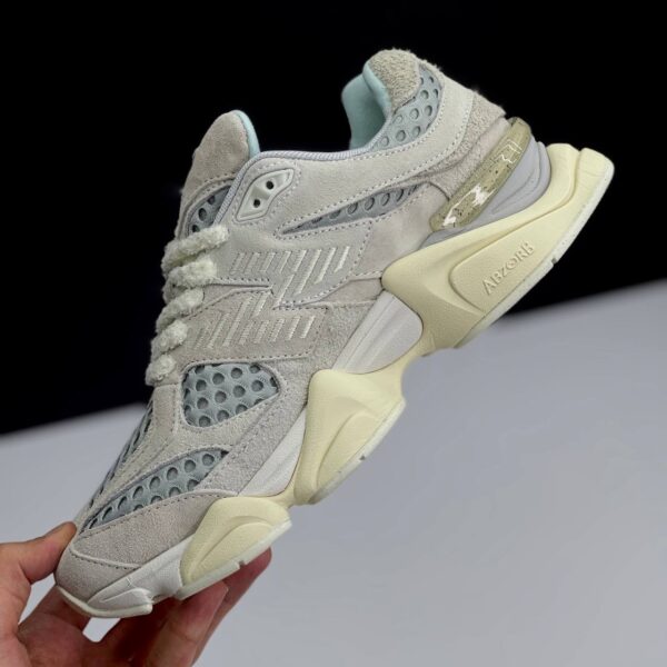 IMG_2271 کتونی نیوبالانس ۹۰۶۰ طوسی سبز New Balance 9060 Grey Green