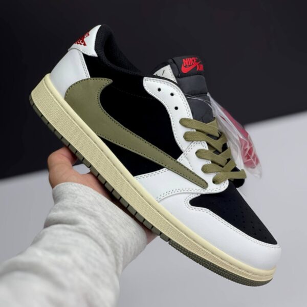 IMG_4221 کفش نایک ایر جردن ۱ لو تراویس اسکات الیو Nike Air Jordan 1 Low Travis Scott Olive