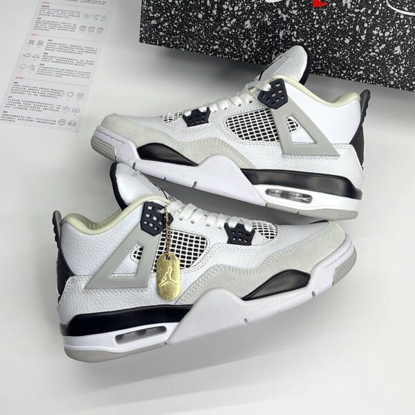 IMG_4472 کفش نایک ایر جردن فور رترو میلیتاری بلک Nike Air Jordan 4 Retro Military Black