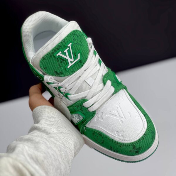 IMG_5941 لویی ویتون ترینر سفید سبز Louis Vuitton Trainer White Green