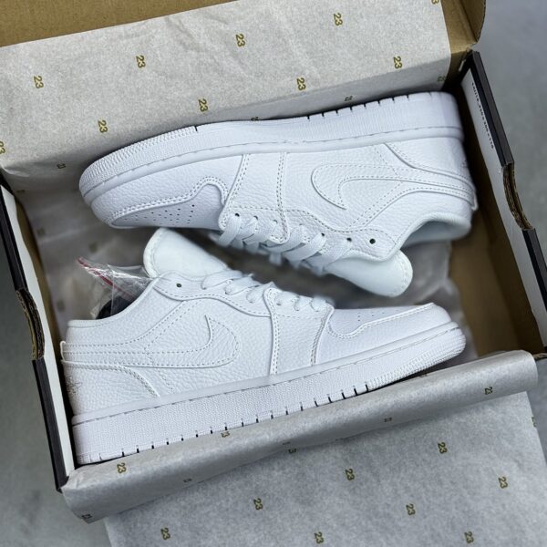 IMG_7830-scaled-1 کفش نایک ایر جردن وان لو تمام سفید Nike Air Jordan 1 Low Triple White