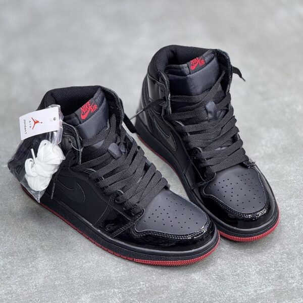 کفش نایک ایر جردن وان ساقدار ورنی بلکند Nike Air Jordan 1 High Patent Blackend