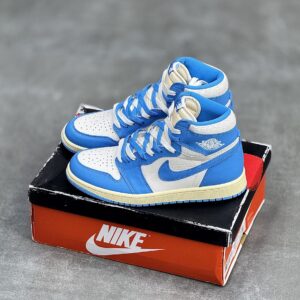 IMG_8497-scaled-1-1 کفش نایک ایر جردن وان ساقدار شیکاگو لاست اند فاند آبی Nike Air Jordan 1 High Chicago Lost & Found Blue