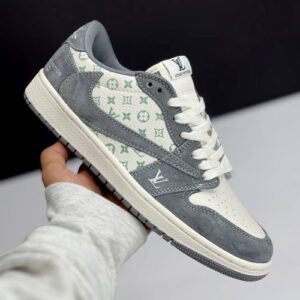 IMG_8589-500x500-1 کفش نایک ایر جردن وان لو تراویس اسکات لویی ویتون کرم طوسی روشن | Nike Air Jordan 1 Low Travis Scott Louis Vuitton Light Grey