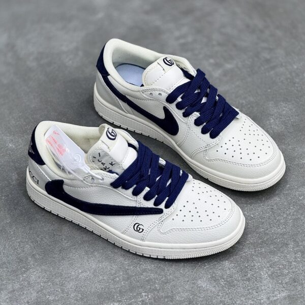 IMG_9689-scaled-1 کفش نایک ایر جردن وان لو تراویس اسکات گوچی سفید سرمه ای Nike Air Jordan 1 Low Travis Scott Gucci White Navy