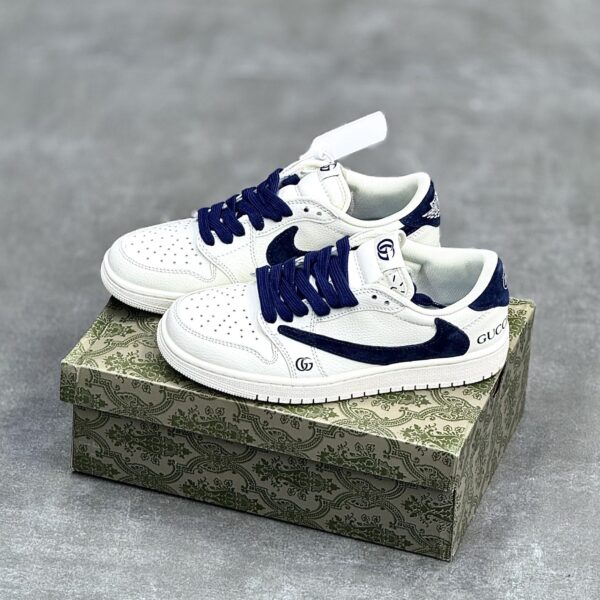 IMG_9691-scaled-1 کفش نایک ایر جردن وان لو تراویس اسکات گوچی سفید سرمه ای Nike Air Jordan 1 Low Travis Scott Gucci White Navy