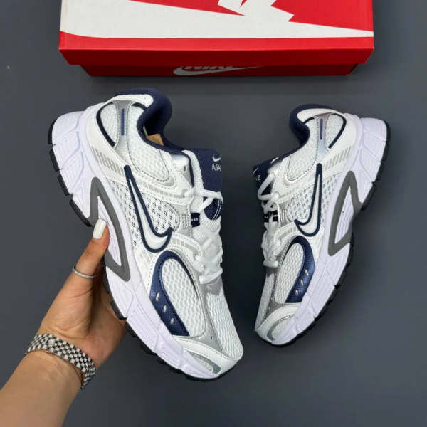 iigof7bw کفش نایک وی فایو کی ران سفید سرمه ای Nike V5K Run White Navy