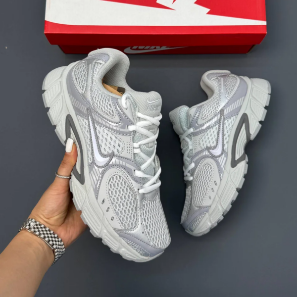 j619we39 کفش نایک وی فایو کی ران طوسی Nike V5K Run Grey