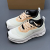 jrhxxpzm کفش آن رانینگ QC Loewe Cloudtilt سفید کرم On Running QC Loewe Cloudtilt White Cream