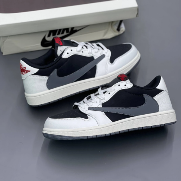 n11ma9qn کفش نایک ایر جردن وان لو تراویس اسکات سیل طوسی Nike Air Jordan 1 Low Travis Scott Sail Grey