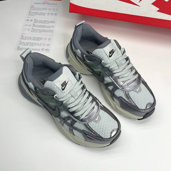 photo_11_2025-05-11_02-14-13 نایک وی تو کی ران طوسی نقرهای Nike V2K Run Grey Silver