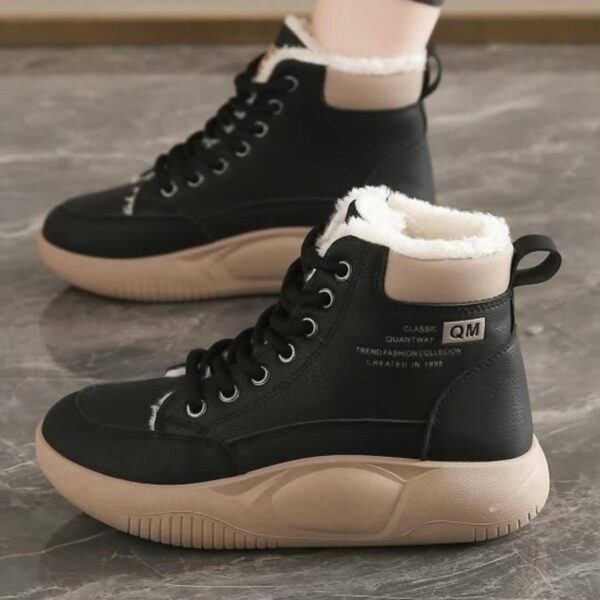 photo_1_2026-07-14_23-00-24 نیم بوت خزدار ضد آب مشکی کرم Waterproof Fur Lined Black Beige Boots