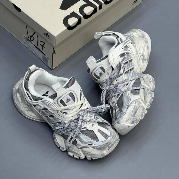 photo_2025-09-06_12-09-42 کفش آدیداس رانر دیلاکس کرم طوسی Adidas Runner Deluxe Cream Gray