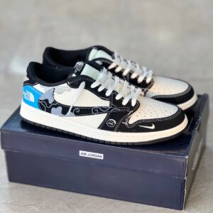 photo_2025-09-27_19-26-25 کفش نایک ایر جردن وان لو تراویس اسکات نورث فیس جدید Nike Air Jordan 1 Low Travis Scott x North Face New