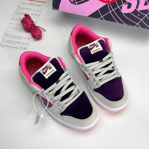 photo_28_2025-05-13_03-44-12-500x500-1 کفش نایک اس بی دانک لو اسپایدر من Nike SB Dunk Low Spiderman