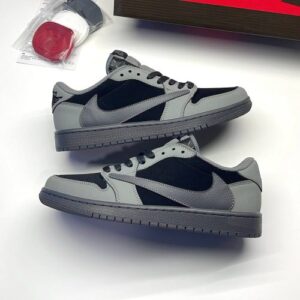 photo_3_2025-05-29_12-14-44-500x500-1 کفش نایک ایر جردن وان لو تراویس اسکات مشکی طوسی Nike Air Jordan 1 Low Travis Scott Black Gray