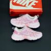photo_3_2025-11-01_20-31-00 کفش نایک وی تو کی صورتی گلدار Nike V2K Pink Floral