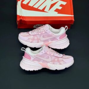 photo_3_2025-11-01_20-31-00 کفش نایک وی تو کی صورتی گلدار Nike V2K Pink Floral