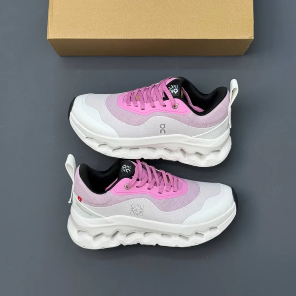 vn7h46eb کفش آن رانینگ کلودتیلت سفید صورتی On Running QC Loewe Cloudtilt White Pink